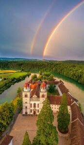 Regenbogen über der Klosterinsel, Rheinau
