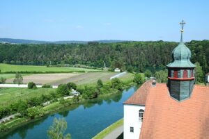 Dachreiter und kleiner Rhein aus dem Südturm der Klosterkirche Rheinau
